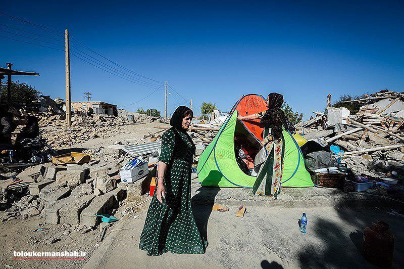 اجرای طرح پیشگیری از بیماری‌های واگیر دار در مناطق زلزله زده استان کرمانشاه
