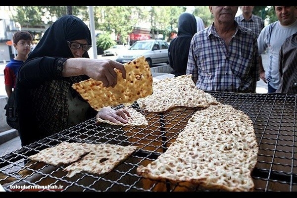 آزادپزهای کرمانشاه هم نان بی‌کیفیت و گران دست خلق‌الله می‌دهند