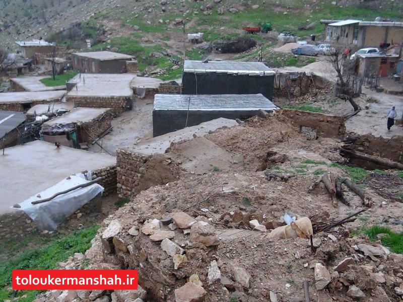 رانش زمین منجر به تخریب ۲ واحد مسکونی در گیلانغرب شد