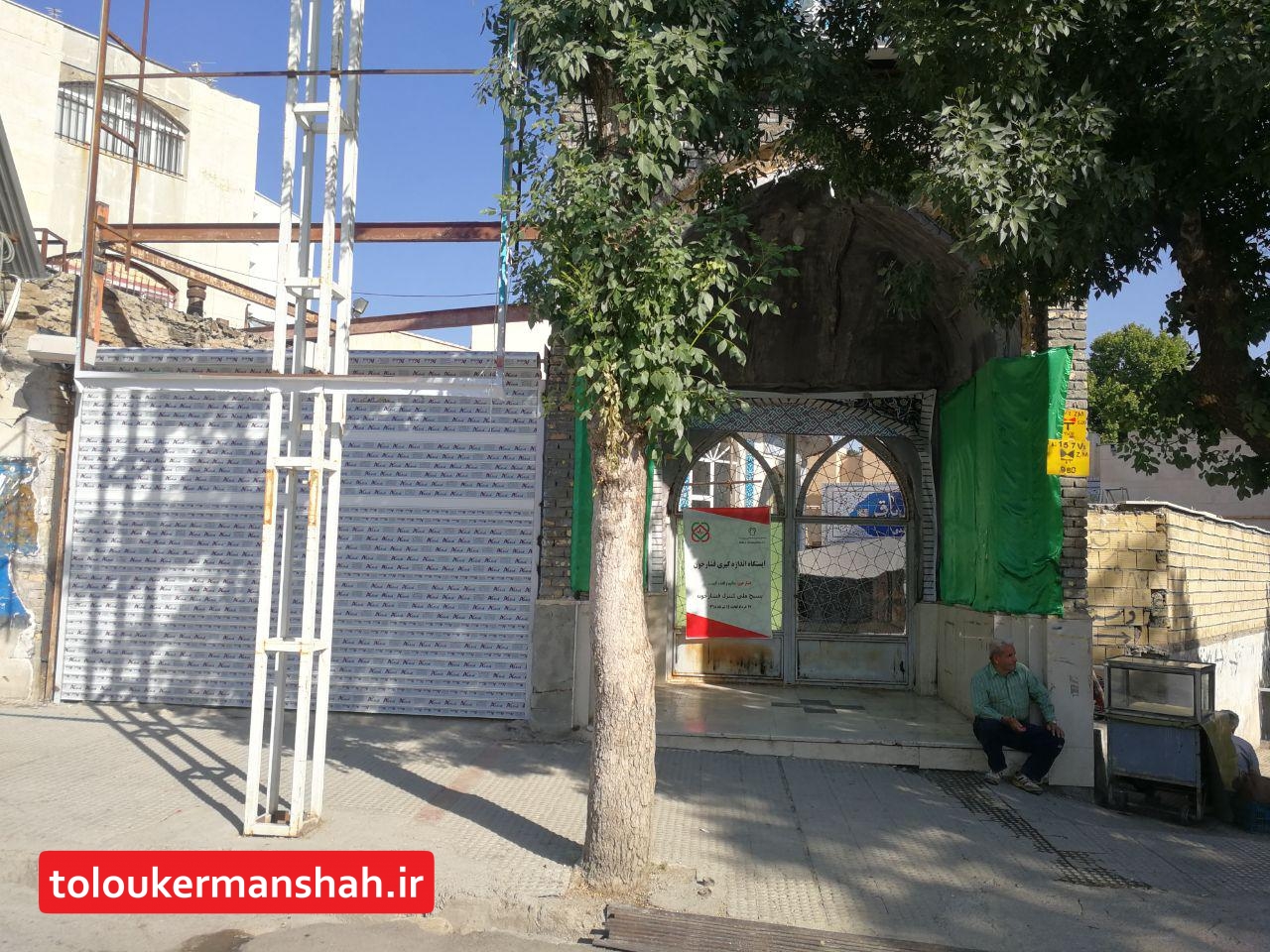 دادستان کرمانشاه به ساخت واحد تجاری مسجد «حاج شریف معتضدی» وارد شوند! +فیلم و عکس