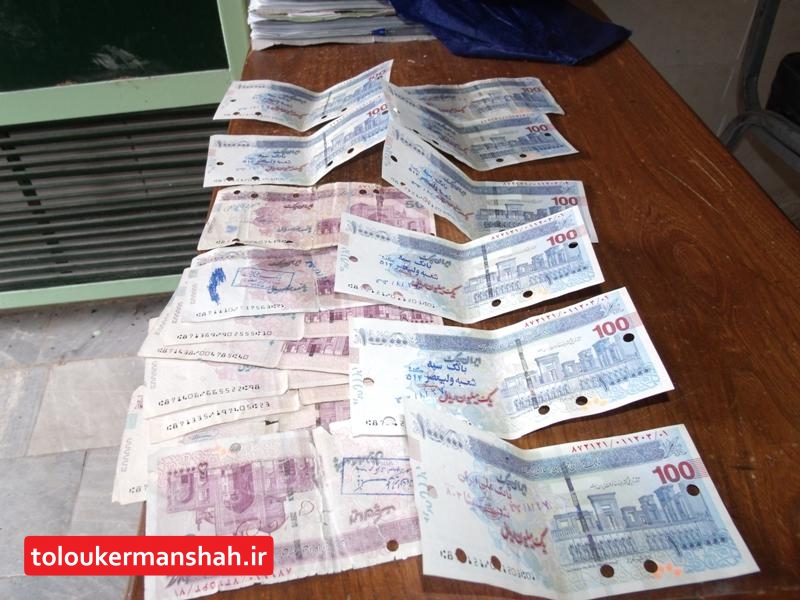 عامل توزیع چک پول های تقلبی در کرمانشاه دستگیر شد