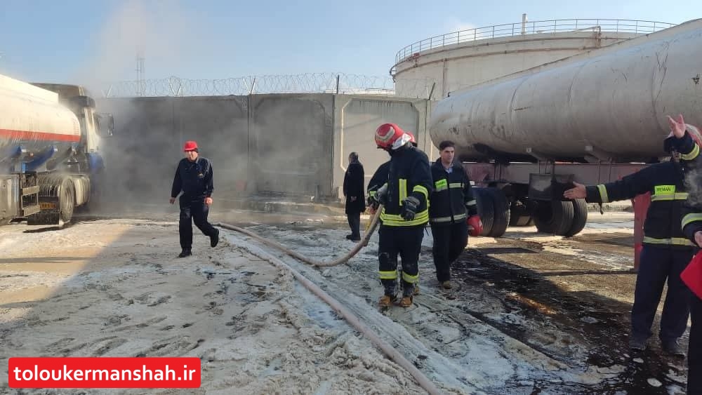 مهار حریق کامیون سوخت رسان در شرکت نفت کرمانشاه
