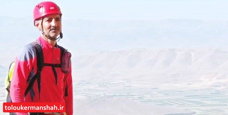 شرایط نامساعد جوی مانع از انتقال جسد کوهنورد کرمانشاهی به پایین کوه شد