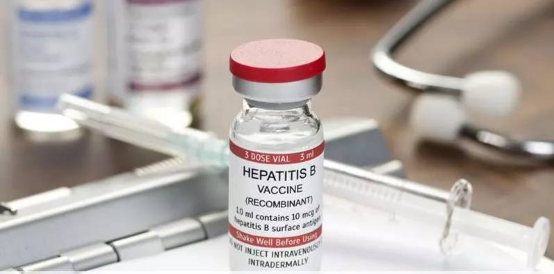 واکسیناسیون هپاتیتB  به صورت رایگان در همه مراکز بهداشتی انجام می شود