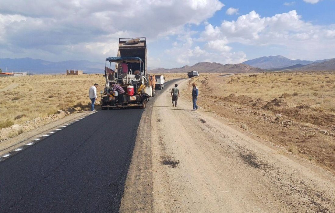 افزون بر ۱۵۰۰ خانوار روستایی در کرمانشاه از راه آسفالت بهره مند شدند