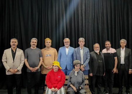 «اینجا جای منه»؛ روایت توان‌یابانی که روی صحنه، محدودیت‌ها را کنار می‌زنند
