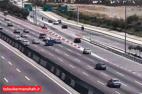 حرکت با دنده عقب در آزادراه و بزرگراه ۵ تا ۷ نمره منفی به همراه دارد