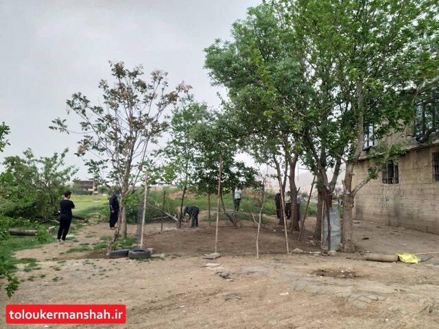 تعرض ساکنین مجاور محوطه باستانی شکارگاه “خسرو پرویز” با کاشت نهال و ریختن نخاله‌های ساختمانی