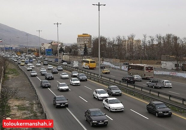 ترافیک پرحجم و روان در محورهای کرمانشاه
