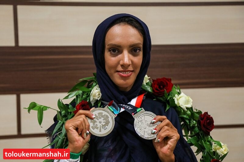 تمرینات انفرادی خود را به صورت مستمر دنبال میکنم