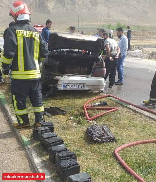 آتش سوزی خودرو پراید در بلوار پرستار کرمانشاه
