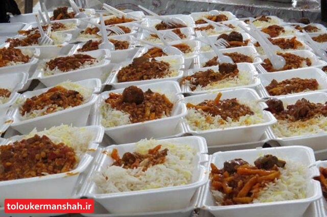 بلایی که ظروف یکبار مصرف نذری سَرِ ما و محیط زیست میآورد