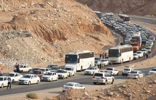 ترافیک “نیمه سنگین” در مسیر بازگشت زوار در کرمانشاه/ “موج بازگشت” امشب به پایان میرسد
