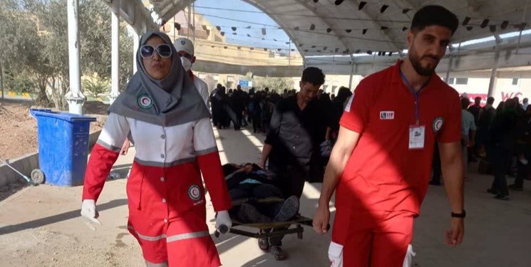 امدادرسانی هلال احمر کرمانشاه به تصادف مرگبار زوار ایرانی در «بعقوبه» عراق