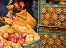 تامین ۱۸۰ تن سیب و پرتقال برای شب عید مردم کرمانشاه