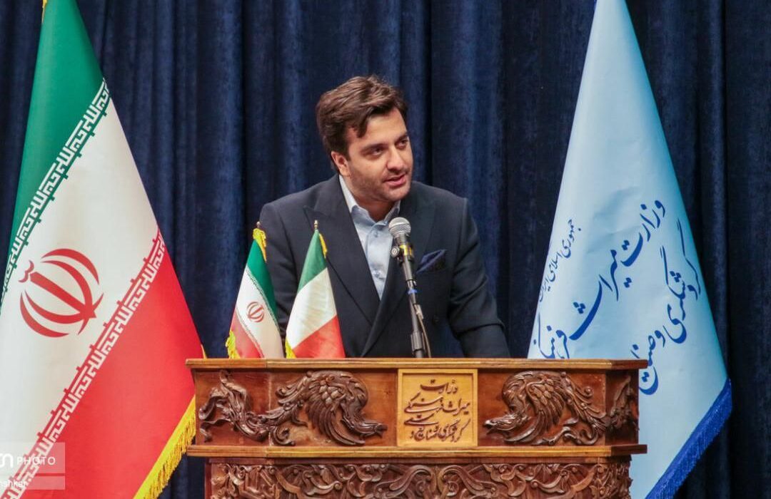 گزارش تصویری؛ نخستین نشست هم اندیشی اداره کل آموزش و ترویج معاونت صنایع دستی و هنرهای سنتی با کشور ایتالیا