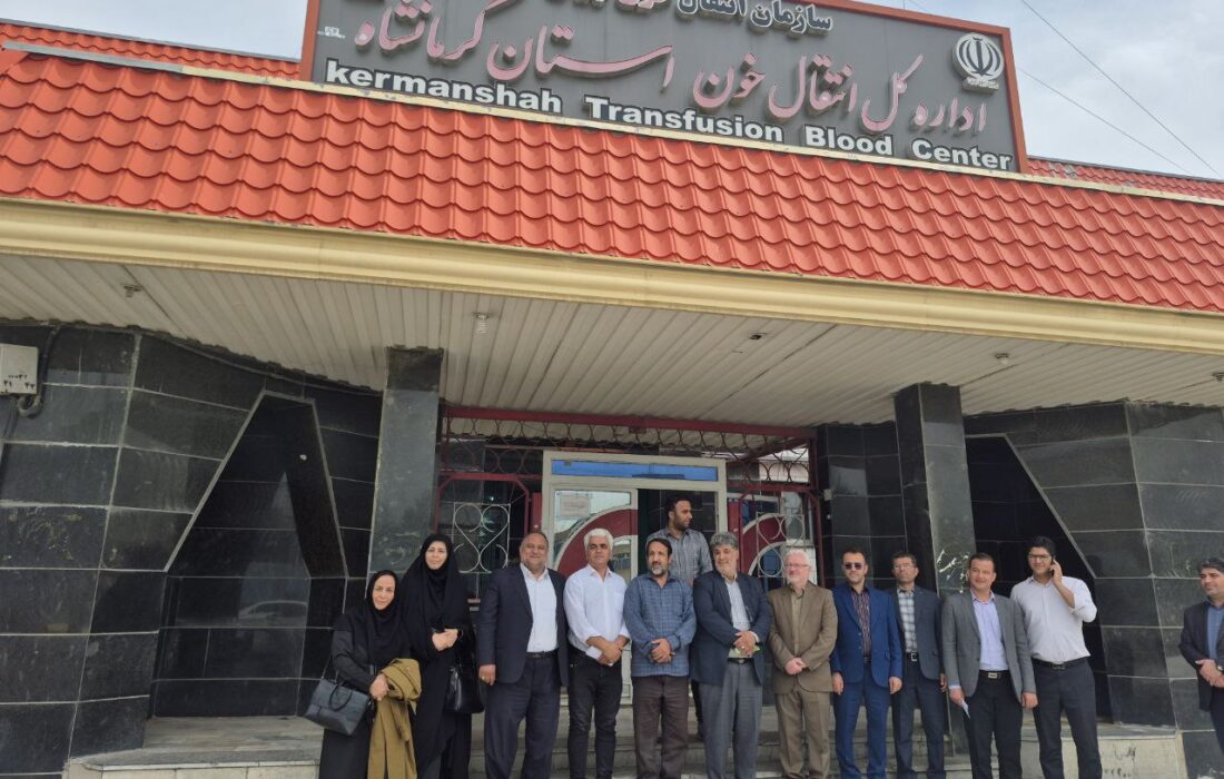حضور هنرمندان و اصحاب فرهنگ کرمانشاه در پویش اهدای خون برای حادثهدیدگان بندرعباس+تصویر