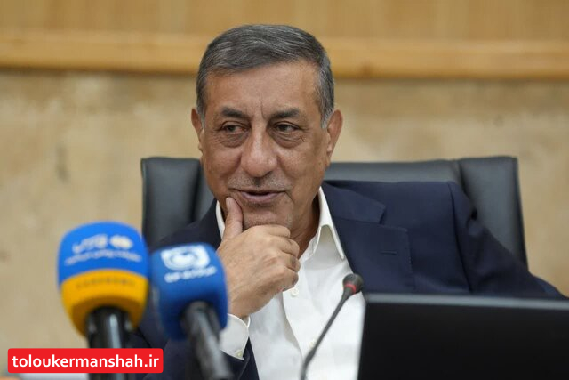 معاون رئیس‌جمهور: معضلات اجتماعی تنها با نگاه اقتصادی حل نمی‌شوند