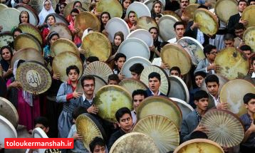 آئین مولودی‌خوانی در توسعه گردشگری مذهبی مؤثر است