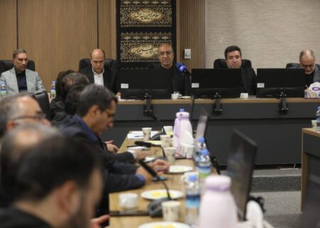 برای کمک به تسریع انتقال زندان کرمانشاه به خارج از شهر آمادگی داریم