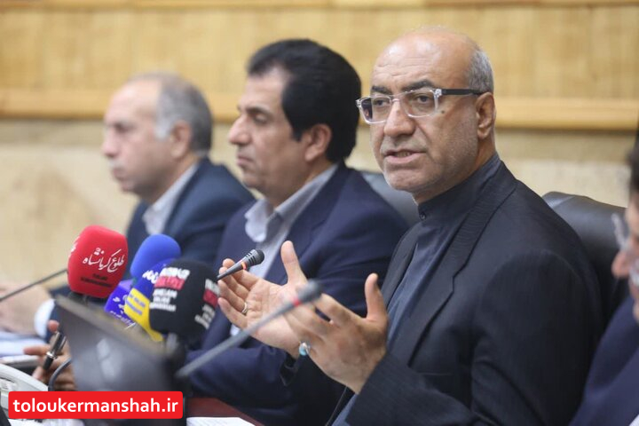 منابع نباید در اختیار واحدهایی باشد که تولید و اشتغال ایجاد نمیکنند