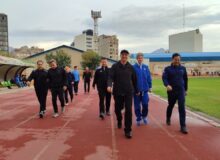 استاندار کرمانشاه در ورزشگاه آزادی/ تأکید بر ورزش و کتابخوانی در سبک زندگی مدیران
